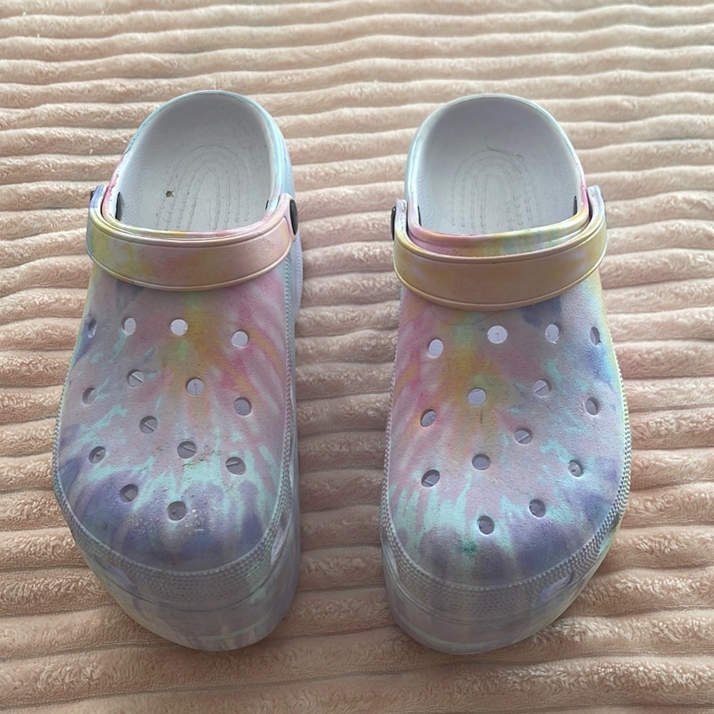 Women musings clogs